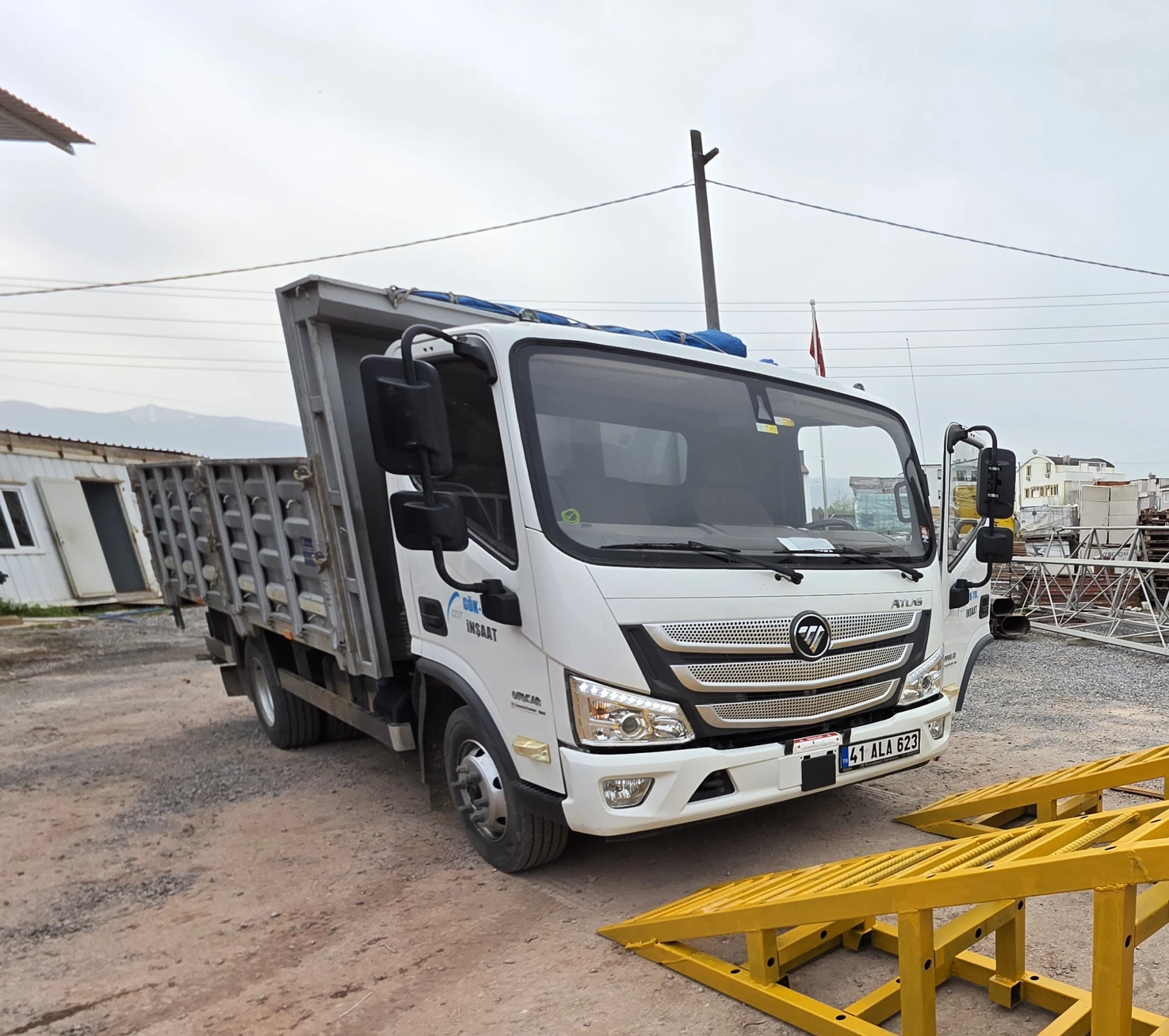 Truck