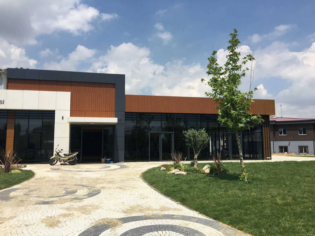 BÜYÜKÇEKMECE SOSYAL VE SPOR TESİSLERİ