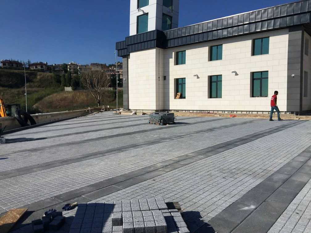 ROAD PAVING AND HARD LANDSCAPING WORKS WITHIN  BÜYÜKÇEKMECE TOWN