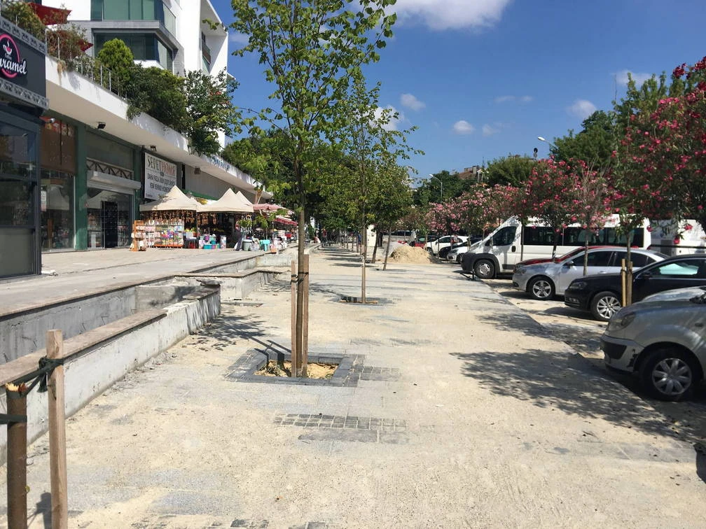 ROAD PAVING AND HARD LANDSCAPING WORKS WITHIN  BÜYÜKÇEKMECE TOWN