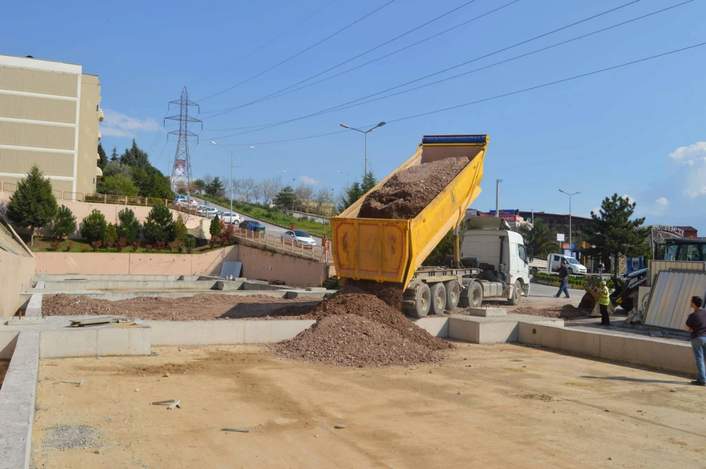 İZMİT BELEDİYESİ SOSYAL TESİS ve SUNDURMA YAPIMI