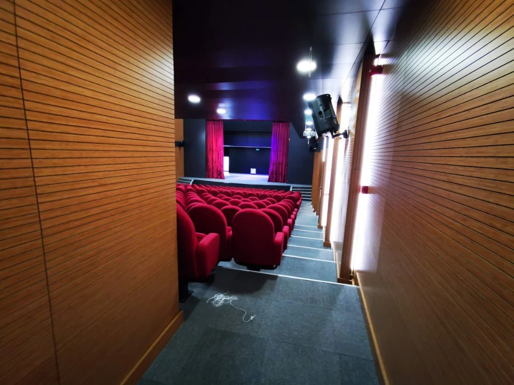 KARTEPE FINE ARTS HIGH SCHOOL CONFERENCE HALL