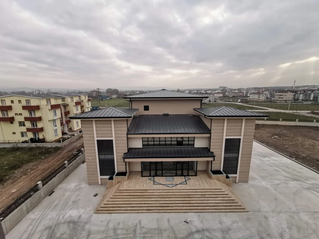 KARTEPE FINE ARTS HIGH SCHOOL CONFERENCE HALL