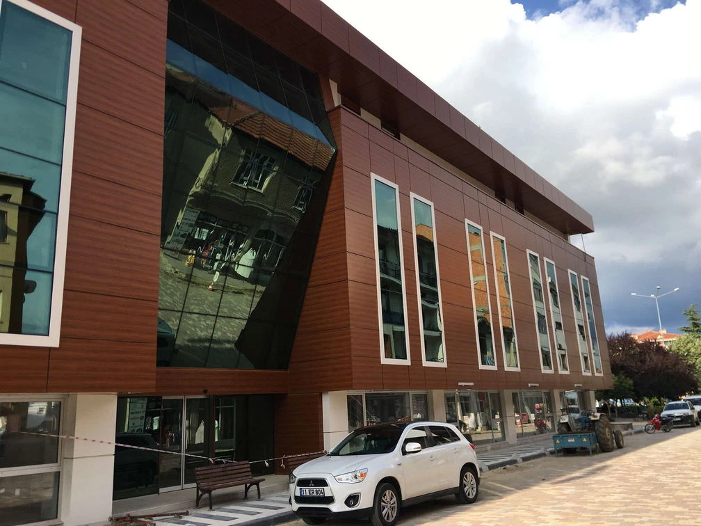 PAZARYERİ TRADE AND CULTURAL CENTER