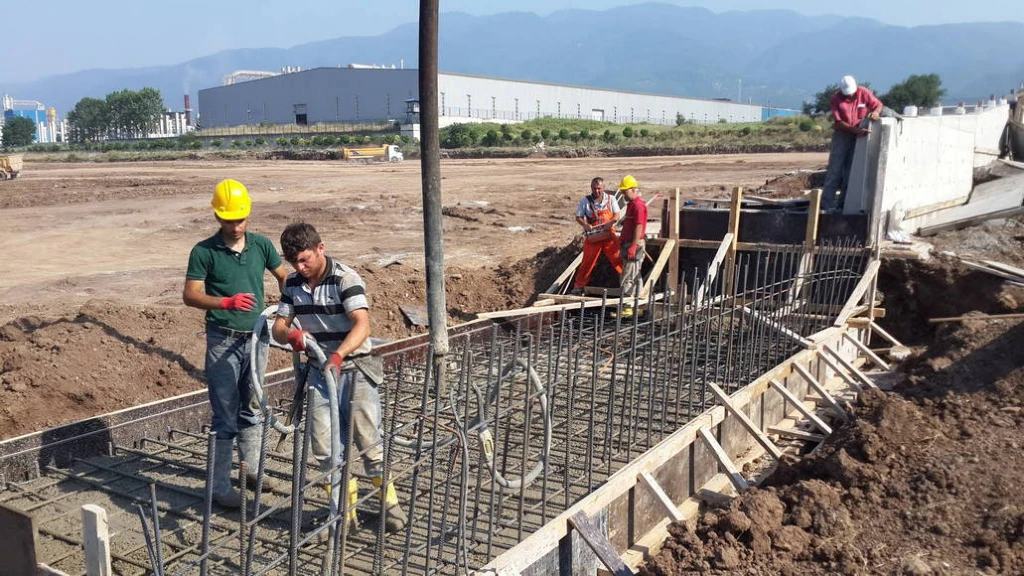 TEZCAN GALVANISING INDUSTRIES  FACTORY-4 RETAINING WALLS CONSTRUCTION