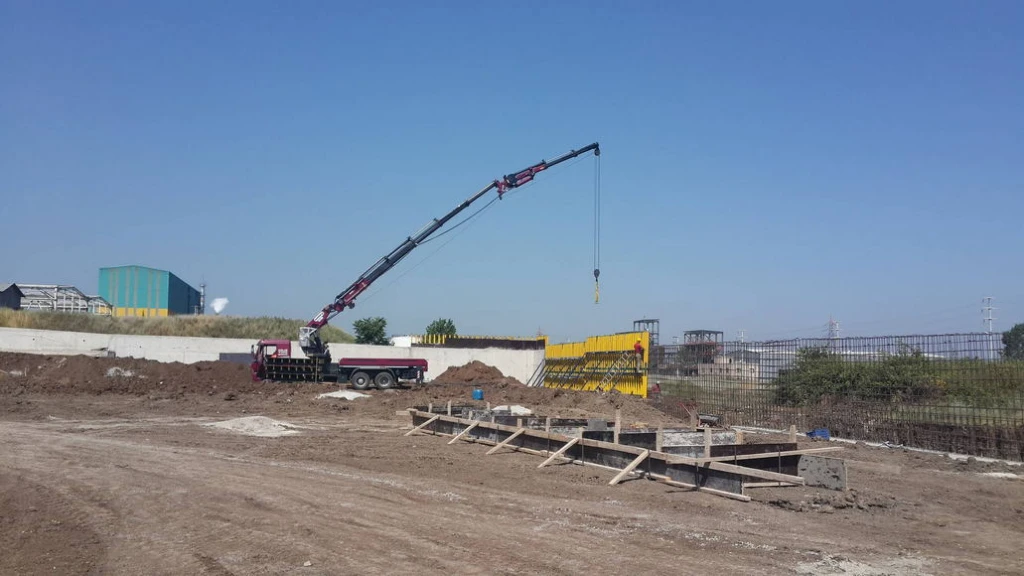 TEZCAN GALVANISING INDUSTRIES  FACTORY-4 RETAINING WALLS CONSTRUCTION