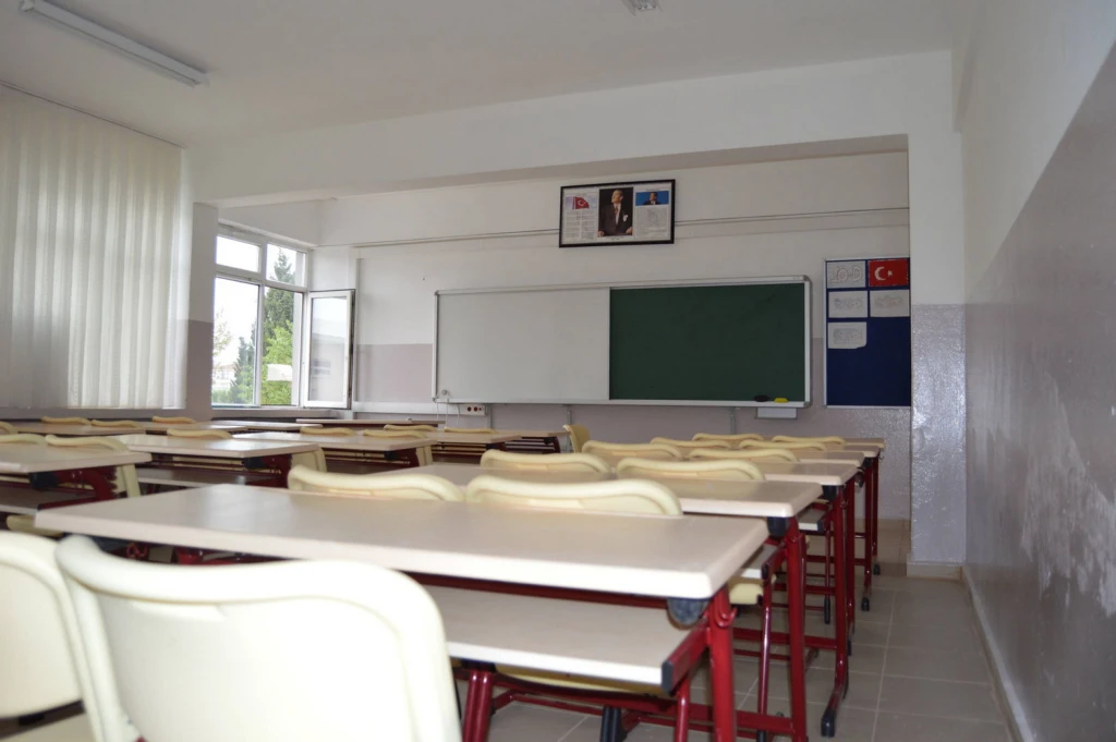 TÜPRAŞ 50th ANNIVERSARY HIGH SCHOOL RENOVATION WORKS