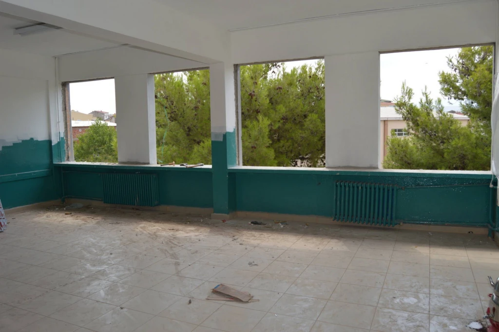 TÜPRAŞ 50th ANNIVERSARY HIGH SCHOOL RENOVATION WORKS